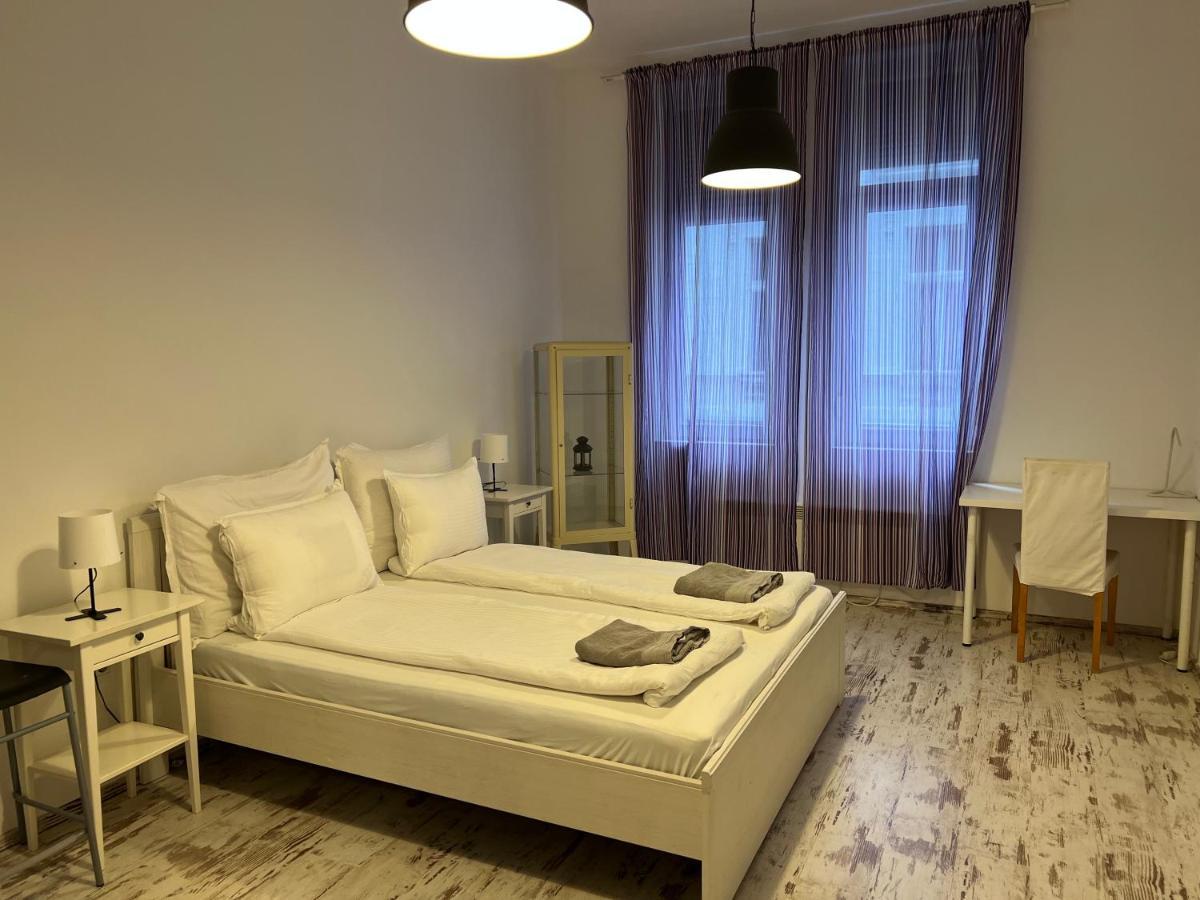 Apartamento Kiko'S Forest Budapest Exterior foto
